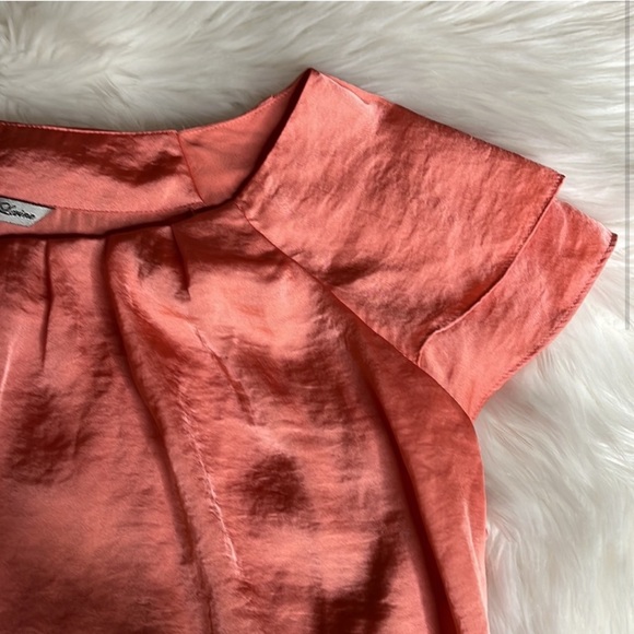 SIGNATURE BY LARRY LEVINE | Coral 🪸 Pink Flutter Sleeve Top - Picture 8 of 9
